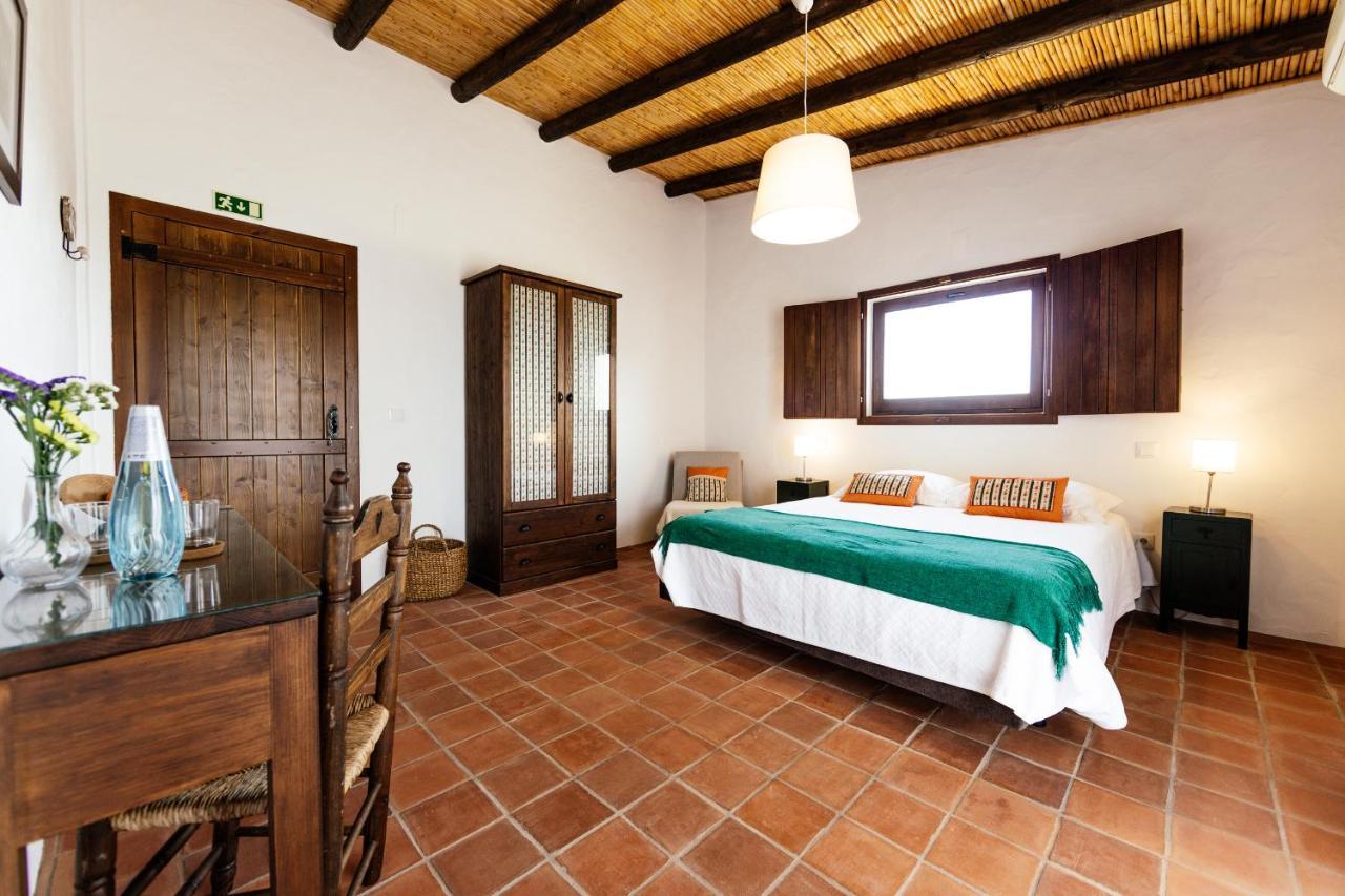 הוילה Vila Verde de Ficalho Agroturismo Flores Do Campo מראה חיצוני תמונה
